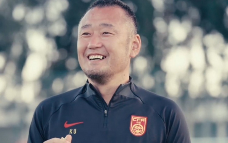 上村健一:中國足球并不處于低谷只是成長(cháng)不夠快 現實(shí)中沒(méi)有捷徑