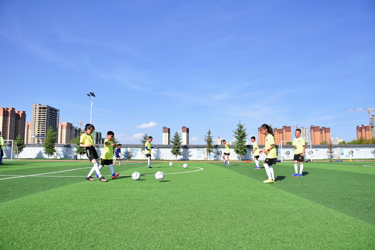 廣東省教育廳:全面落實(shí)中小學(xué)生每天校園體育不低于2小時(shí)